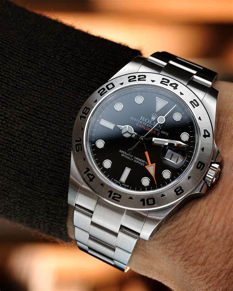 Rolex Explorer และ Explorer II .